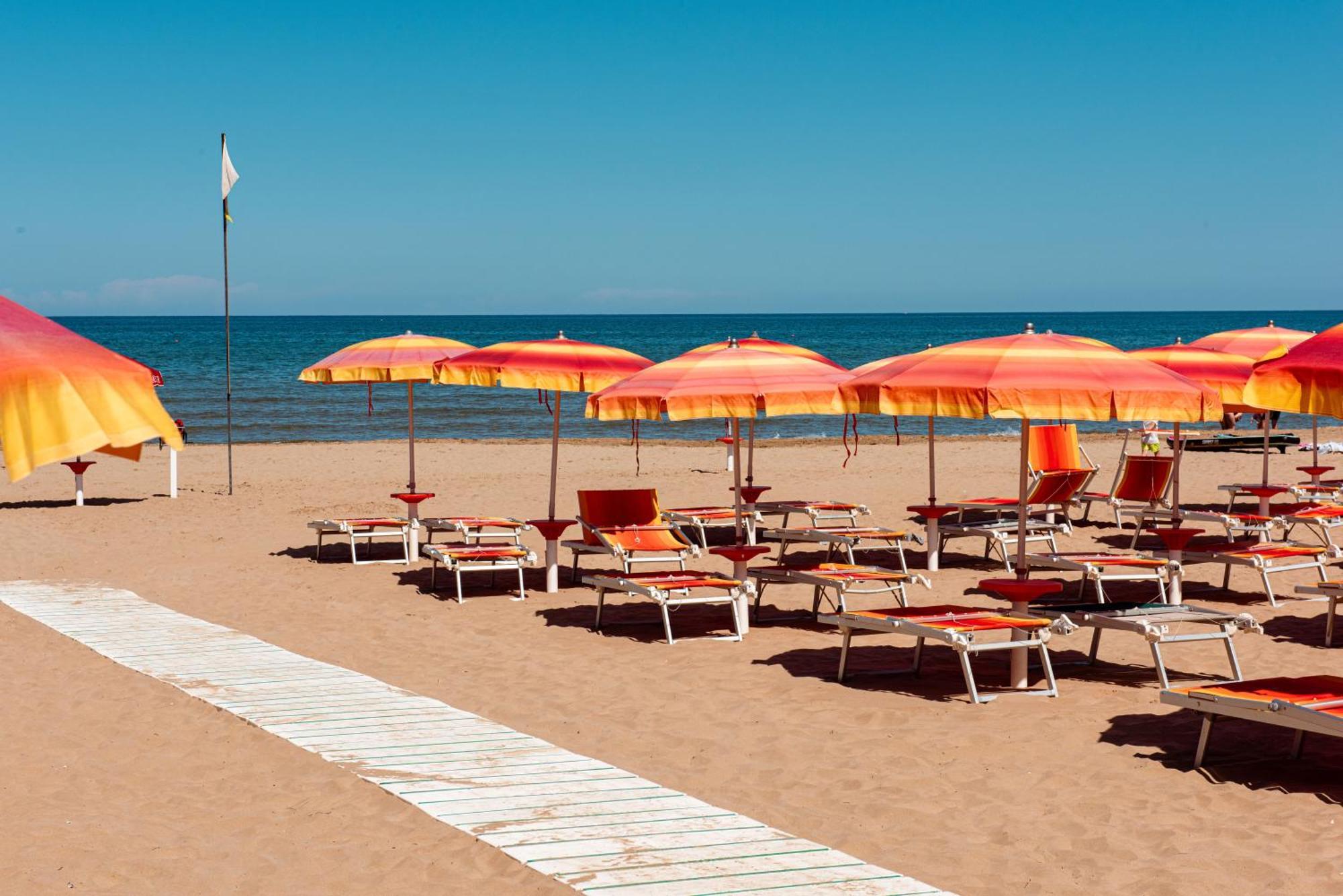 Villaggio Camping Punta Lunga Vieste Esterno foto